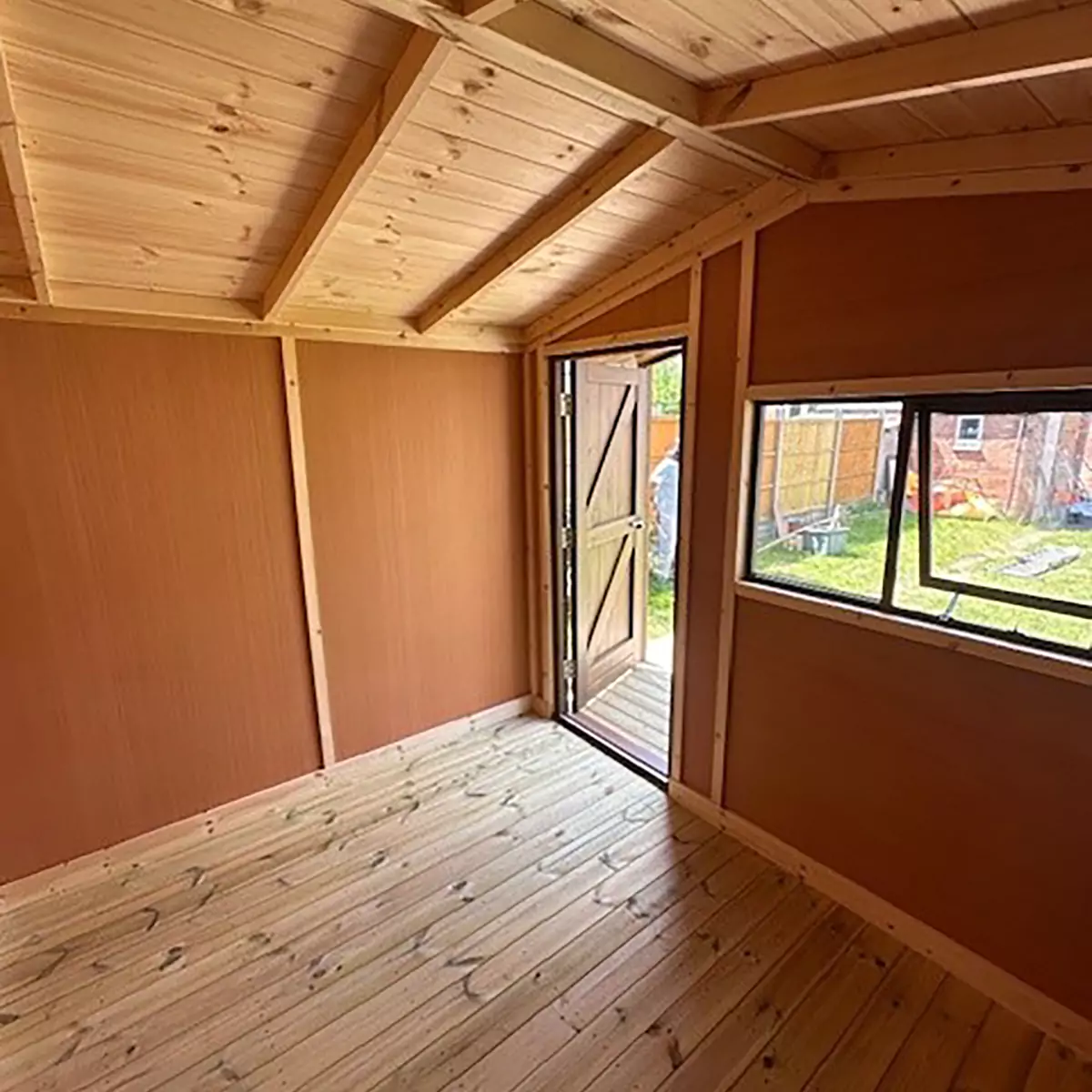 Hardwick Apex Workshop Bronze Plus Interior Hardwick Apex Workshop Bronze Plus Interior